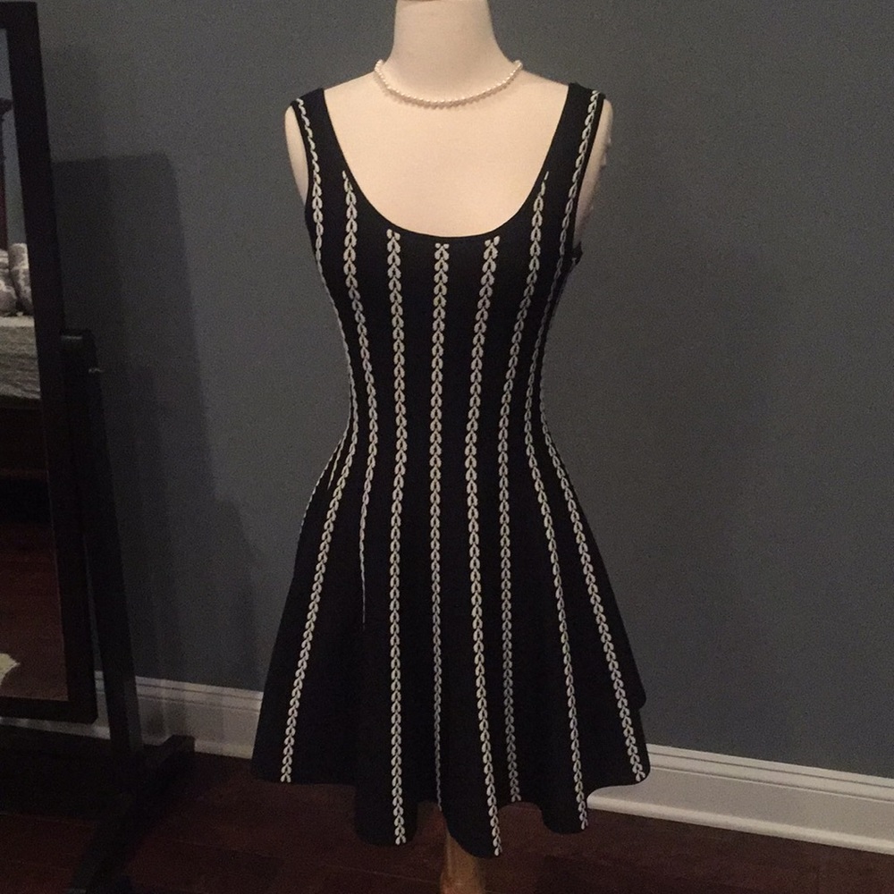 Bebe dress